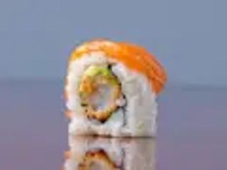 Uramaki drago con salmone