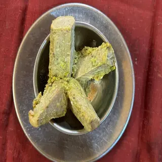 Pista kulfi