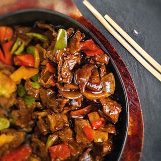 O03. Iepure in sos de stridii/耗油兔肉/Oyster sauce rabbit