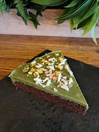 Kata kolač pistacio bijela čokolada