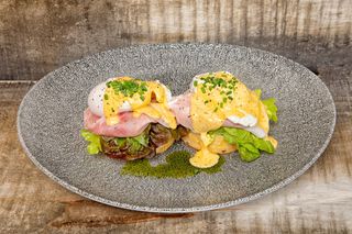 EGGS BENEDICT