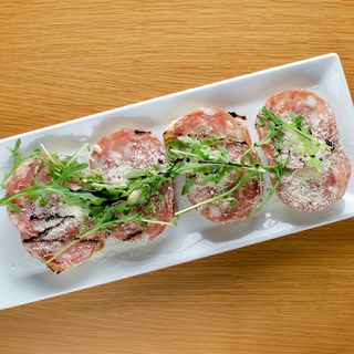 Брускети със салами