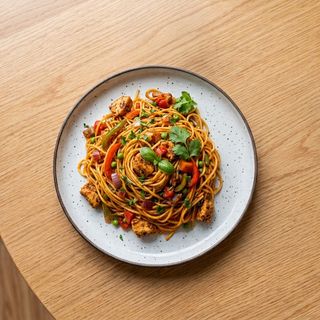 Jollof Spaghetti with Vegetables