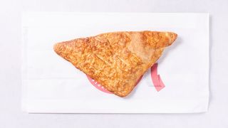 Koperta z jalapeno, salami i serem