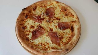 პიცა პროშუტო 33cm