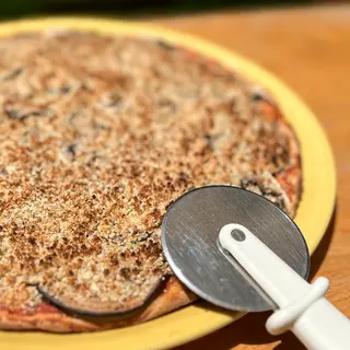 Pizza Vegana Parmigiana