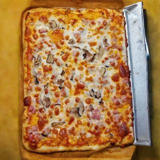 Pizza Giardiniera (la metru)