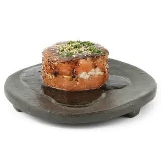22. Tartar De Salmón Con Trufa