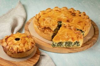 პეროგი ისპანახით და ყველით (12 სმ, 330 გრ)