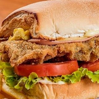 Bocadillos de Milanesa de Ternera Napolitana
