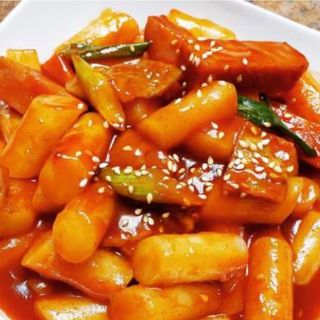 500.Gnocchi di Riso Coreani saltati con verdure  piccante