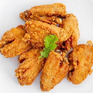 Alitas De Pollo Fritas (12 Uds.)
