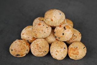 Tapioka kuglica sa maslinom