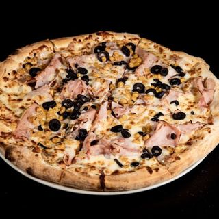 Pizza  Capricciosa + CUTIE