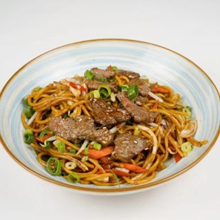 Chow Mein Z Wołowiną