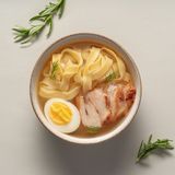 Бульйон з курочкою