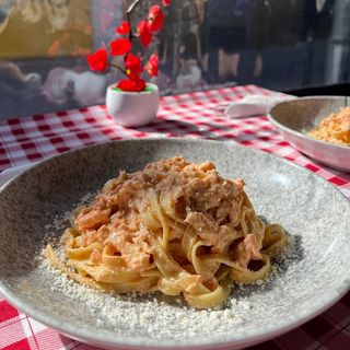 Penne Rigate Salmón