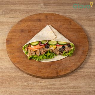 Тортила свинско печено /дърпано/ и гауда 350гр