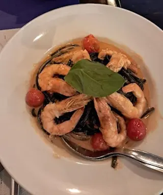 Esparguete Nero com Camarão