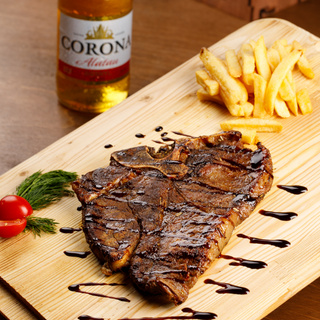 Комбо Стейк Ти-Бон (350 гр.) + Фри (100 гр.) + Корона Алатау (0,45 л.)