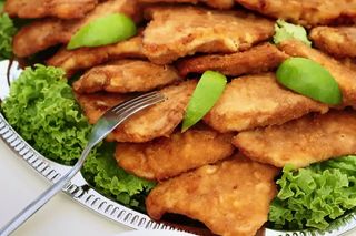 Свински език в масло (180г)