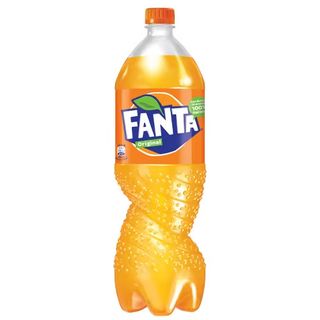 Fanta in bottiglia grande