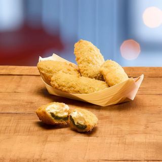 Jalapeños rellenos de queso crema