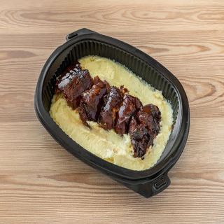 Carrillera confitada a baja temperatura                      