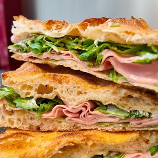 Focaccia Mortadela (Media)