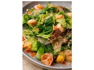 Салат із смаженою Тигровою креветкою (220г)