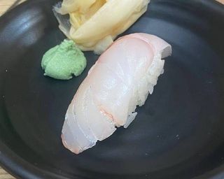 Nigiri de Lubina