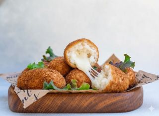 Supplì cacio e pepe