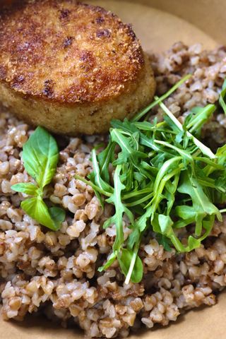 Set heljda i svinjsko goveđi kotlet