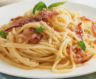 Espaguetis Carbonara Y Boloñesa