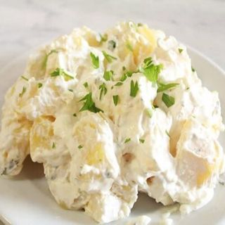 Ración De Patatas Alioli