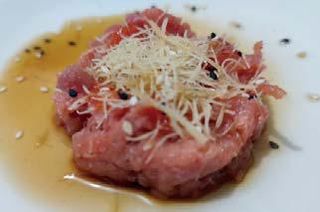 17. Tartare tonno spicy kataifi