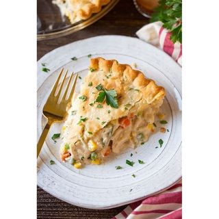 Creamy chicken pie