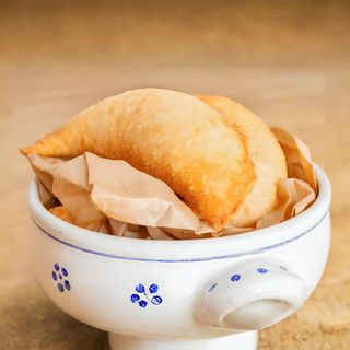 Panzerotto mortadella e pistacchio