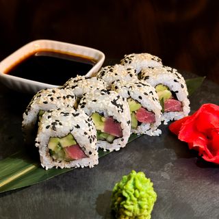 КАЛІФОРНІЯ З ТУНЦЕМ