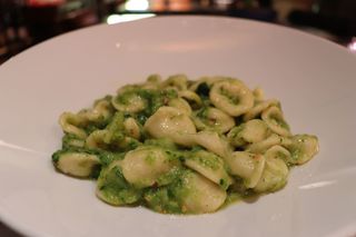 Orecchiette fatte a mano con cime di rapa