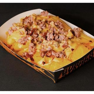 Patata con bacon e cheddar