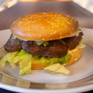 Meat Burger cu cartofi wedges 600g