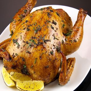 Cuarto de pollo con arroz y ensalada 