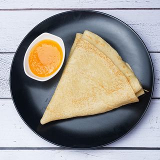 Slatka palačinka sa medom