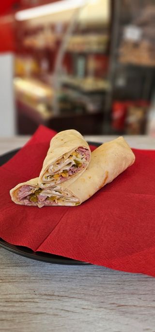 Палачинка с шунка и чедър