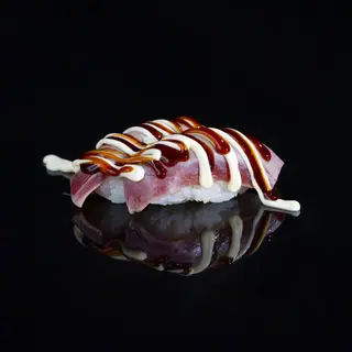 Nigiri De Atún Flameado (2 Pzs.)