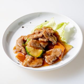 120 Manzo con verdure