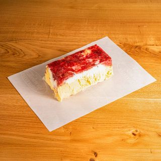 Tronchetto grande alle fragoline di bosco per 6 persone