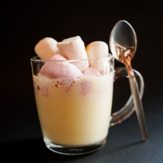 Flavoured white chocolate premium