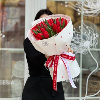 Букет красных тюльпанов - "Страсть"